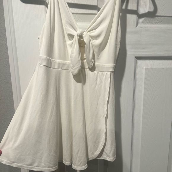 Urban Outfitters Off White Top - Picture 3 of 5